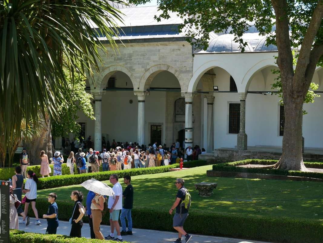 Topkapi - 3. nádvorie, rad do pokladnice ...