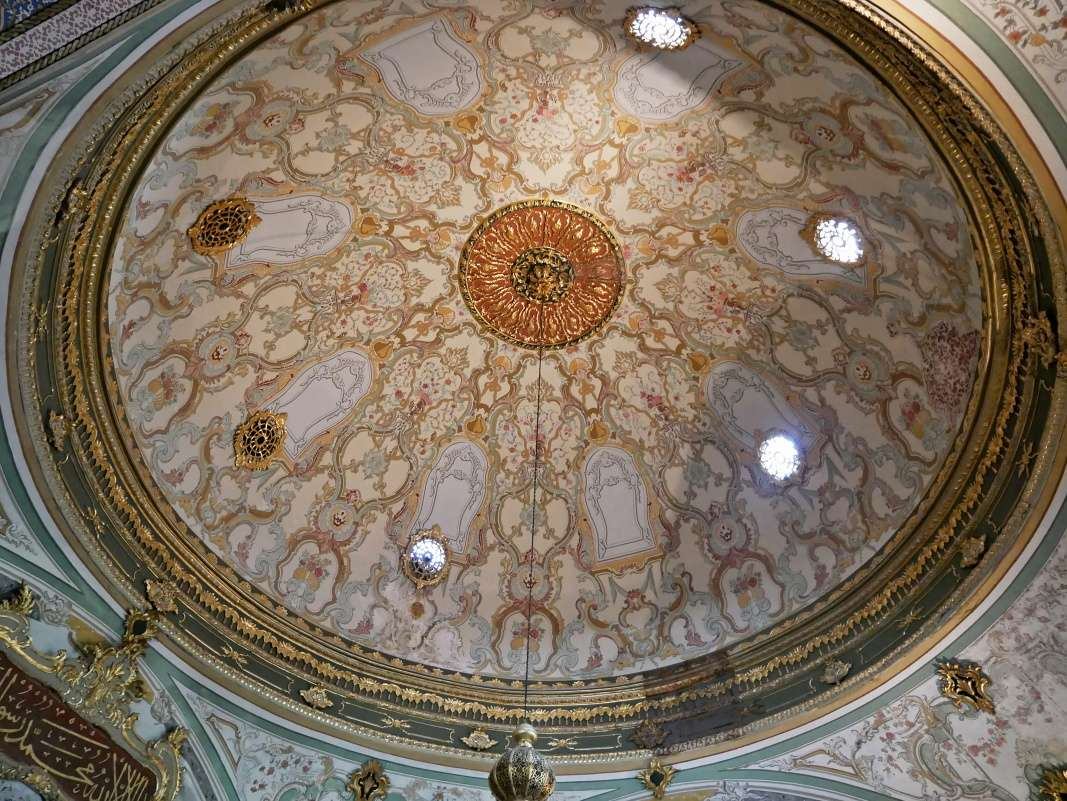 Topkapi - 2. nádvorie, Divan - zasadacie miesto vezírskej rady
