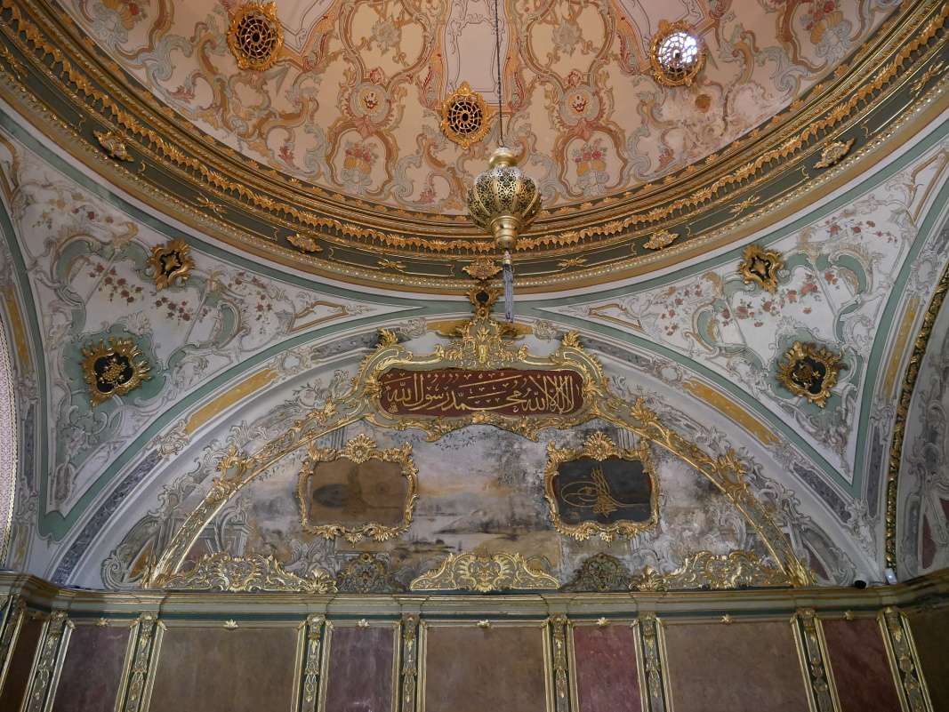 Topkapi - 2. nádvorie, Divan - zasadacie miesto vezírskej rady