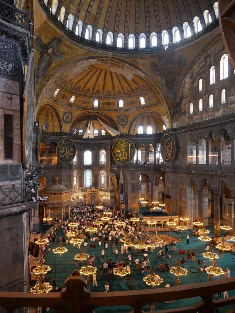 Hagia Sofia predo mnou