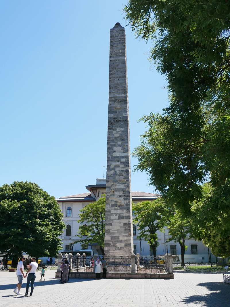 Námestie Sultanahmet - druhý obelisk