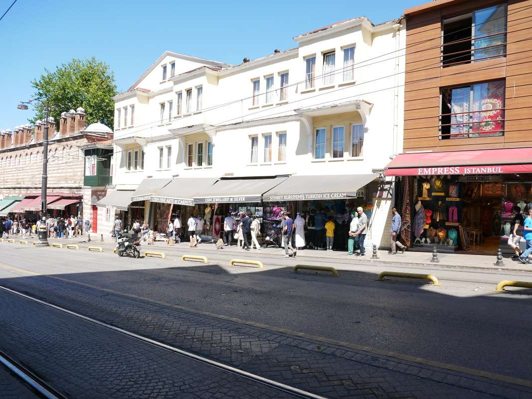 Ideme na námestie Eminonu