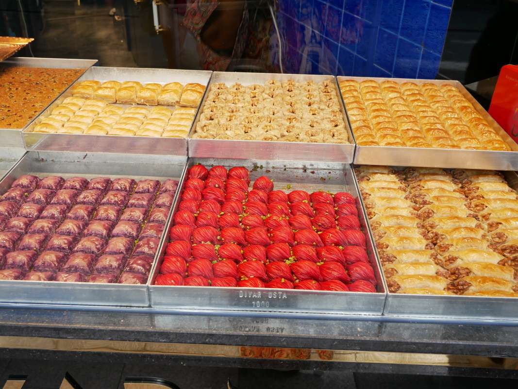 Ideme na námestie Eminonu