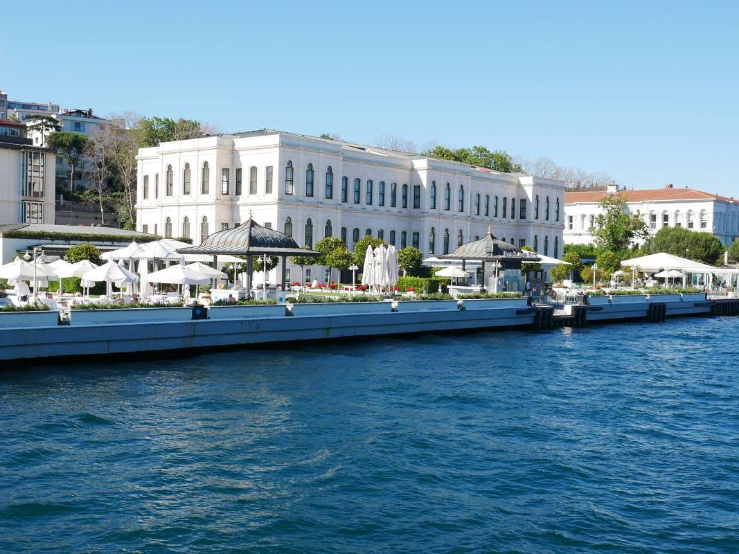 Luxusný hotel Four seasons, noc za 922€