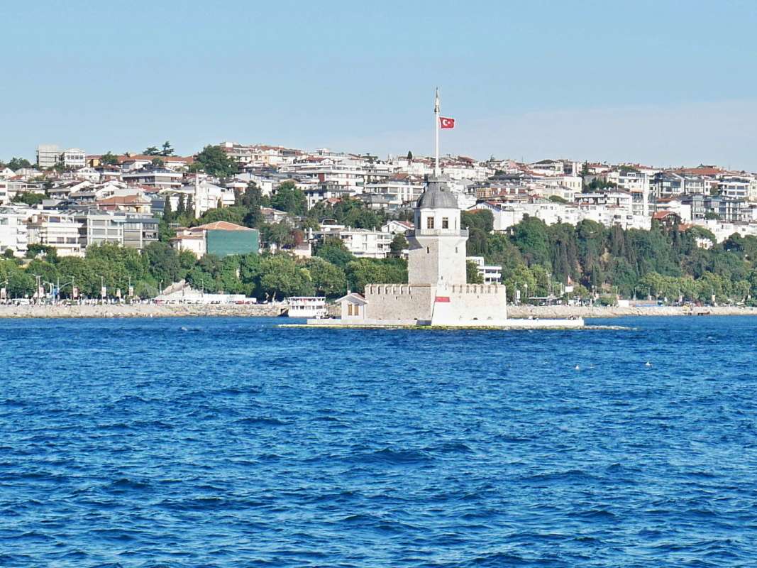 Panenská veža (Kız Kulesi)