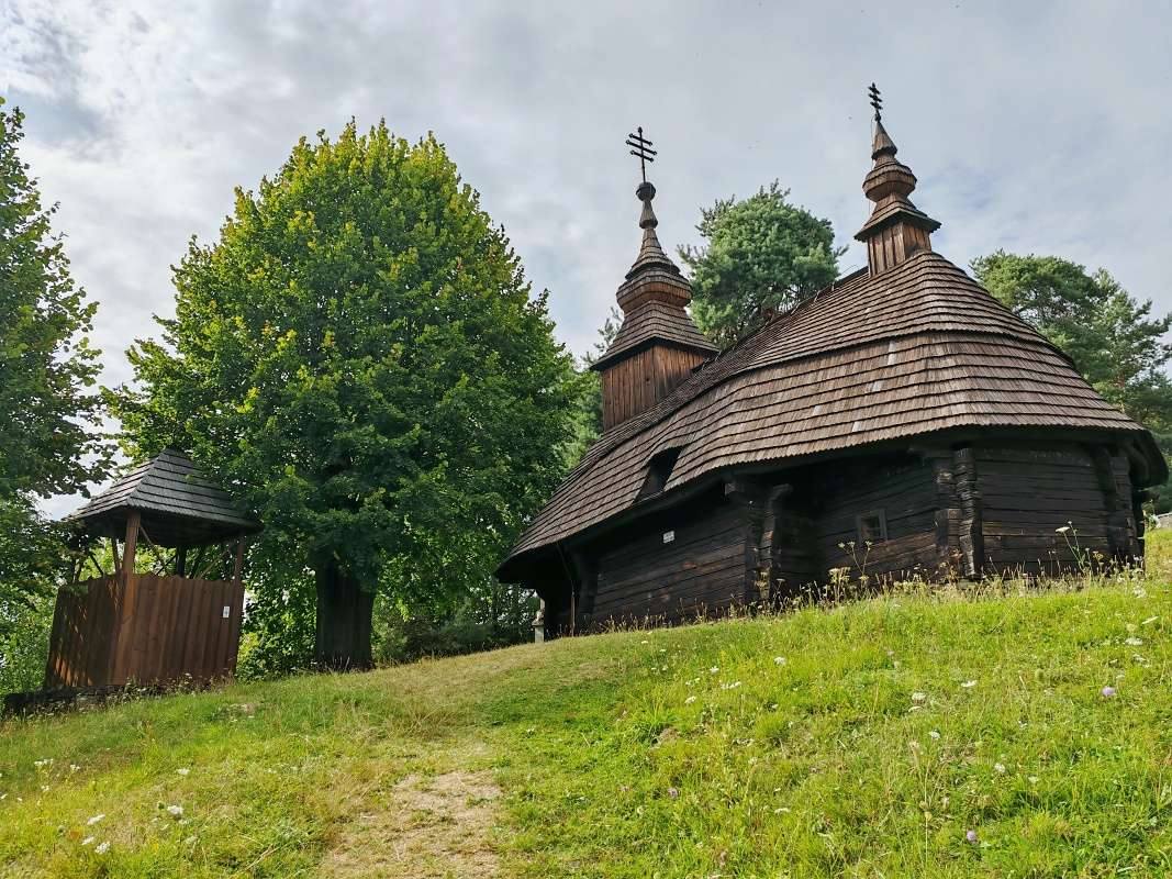 Inovce - drevený chrám sv Michala Archanjela, r. 1836