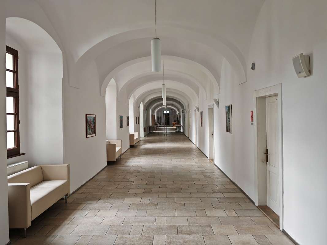 Dominikánsky kláštor - stĺpové hlavice zachované z 13.-14. storočia