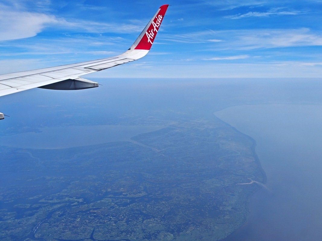Let Kuala Lumpur - Siem Reap, jazero Tonlé Sap v Kambodži