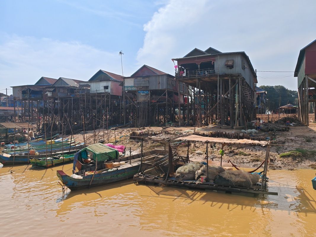 Plavíme sa po prítoku Tonlé Sap