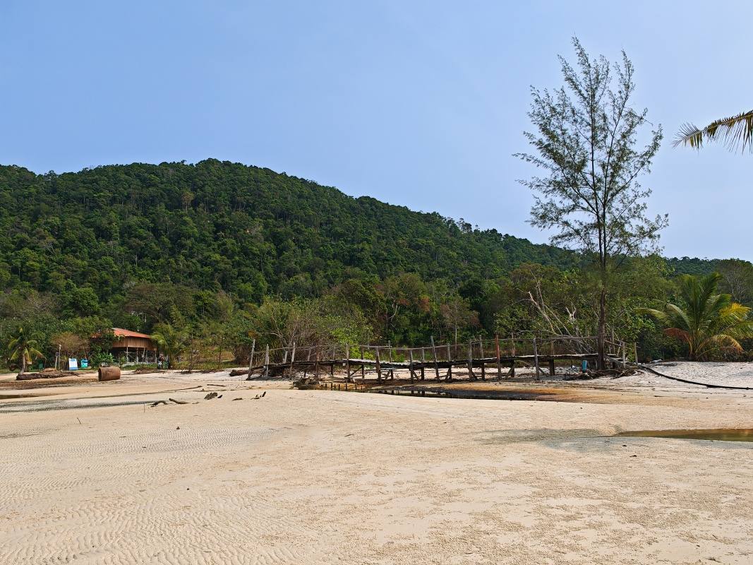 Pláž ostrova Koh Rong Sanloem