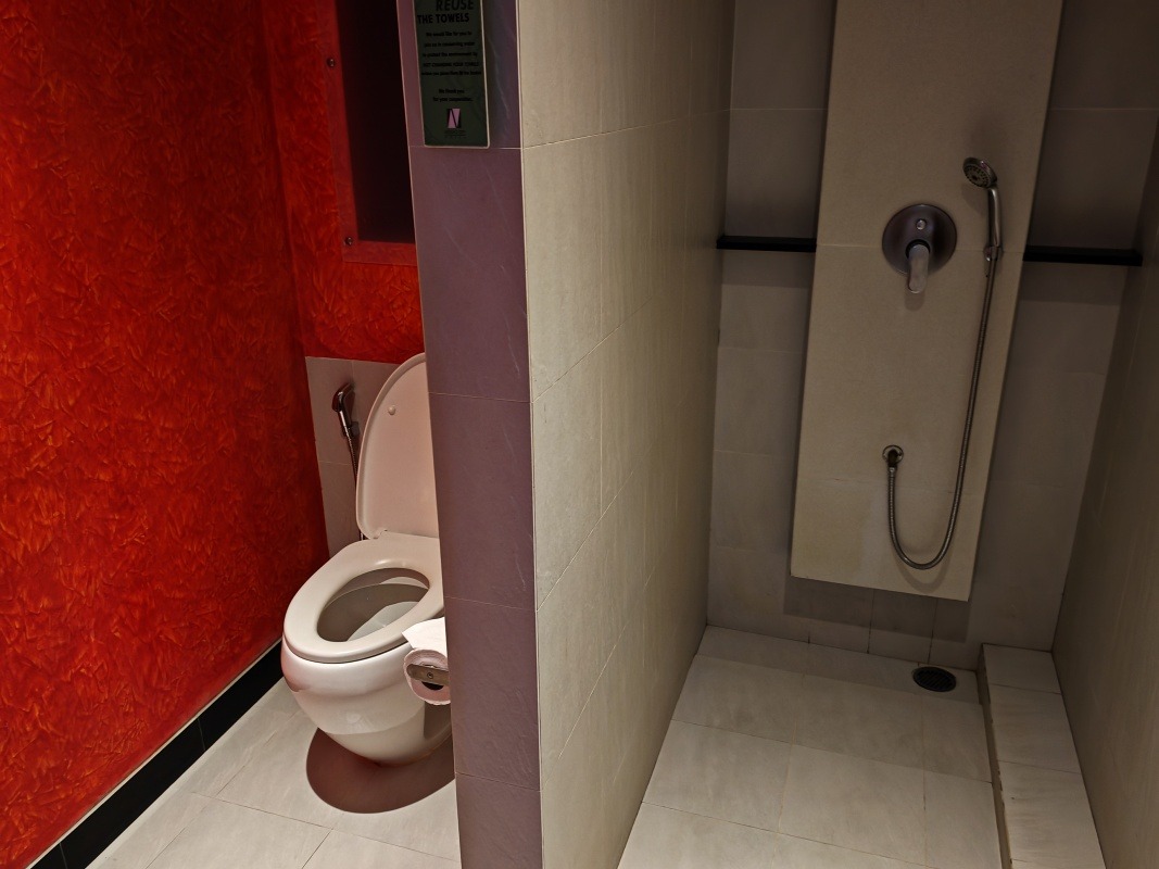 Bangkok, Nouvo City Hotel