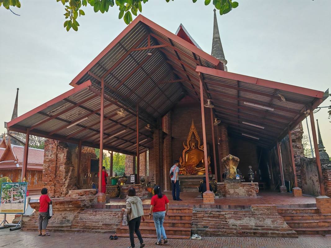 Wat Yai Chai Mongkhon - súčasný chrám