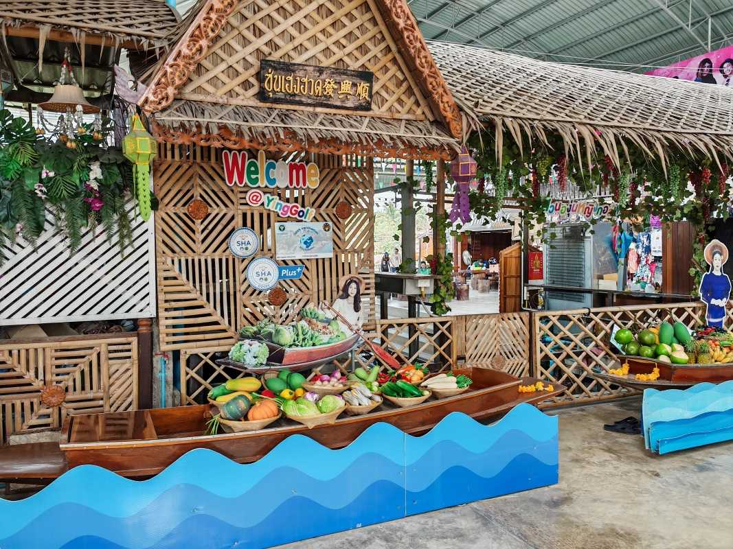 Opúšťame plávajúci trh