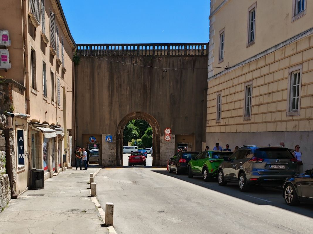 Opúšťame historické centrum