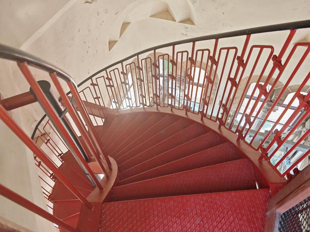 Veža kostola sv. Anastázie - idem dole