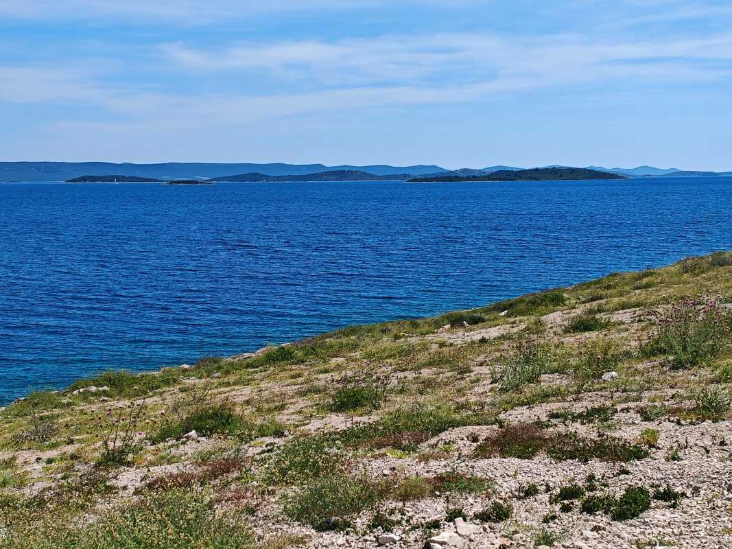 Ostrov Lavdara - najprv sme prešli ostrov krížom