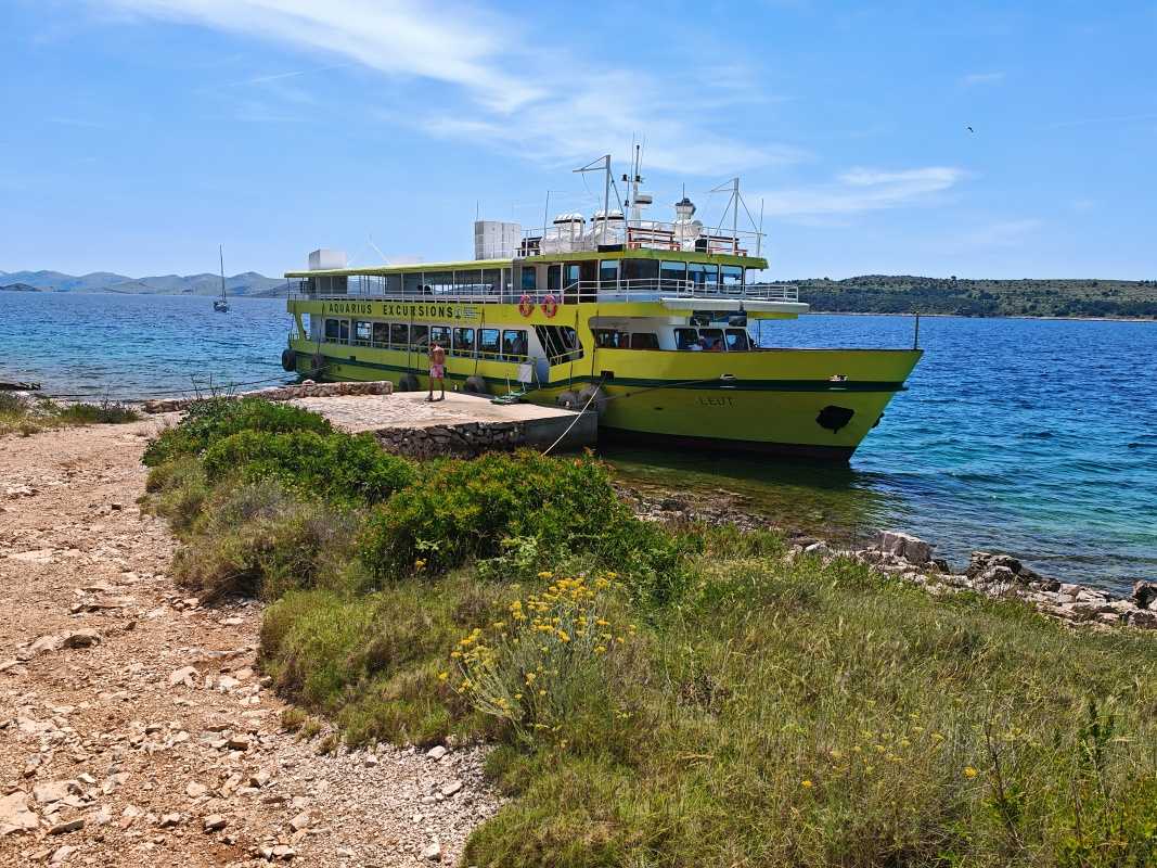 13:00, Ostrov Lavdara