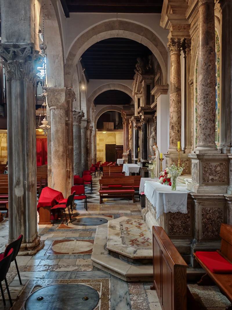 Katedrala sv. Stošije (Anastázie)