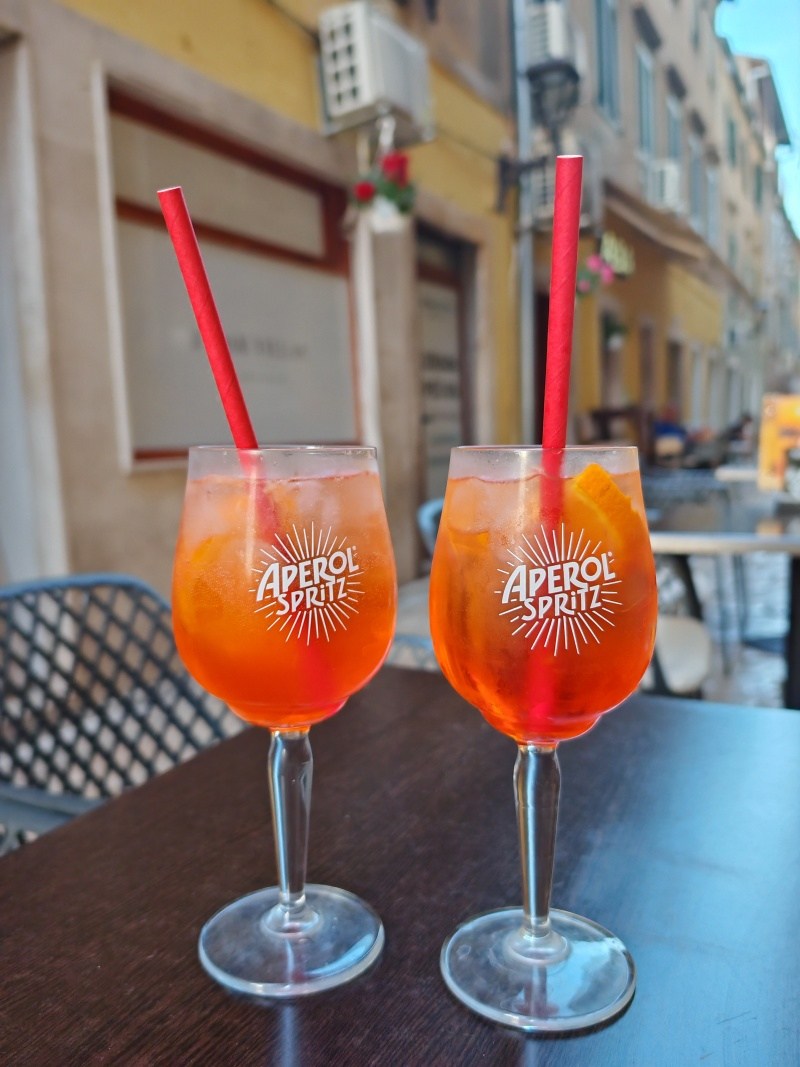 Večerný drink prvý ...