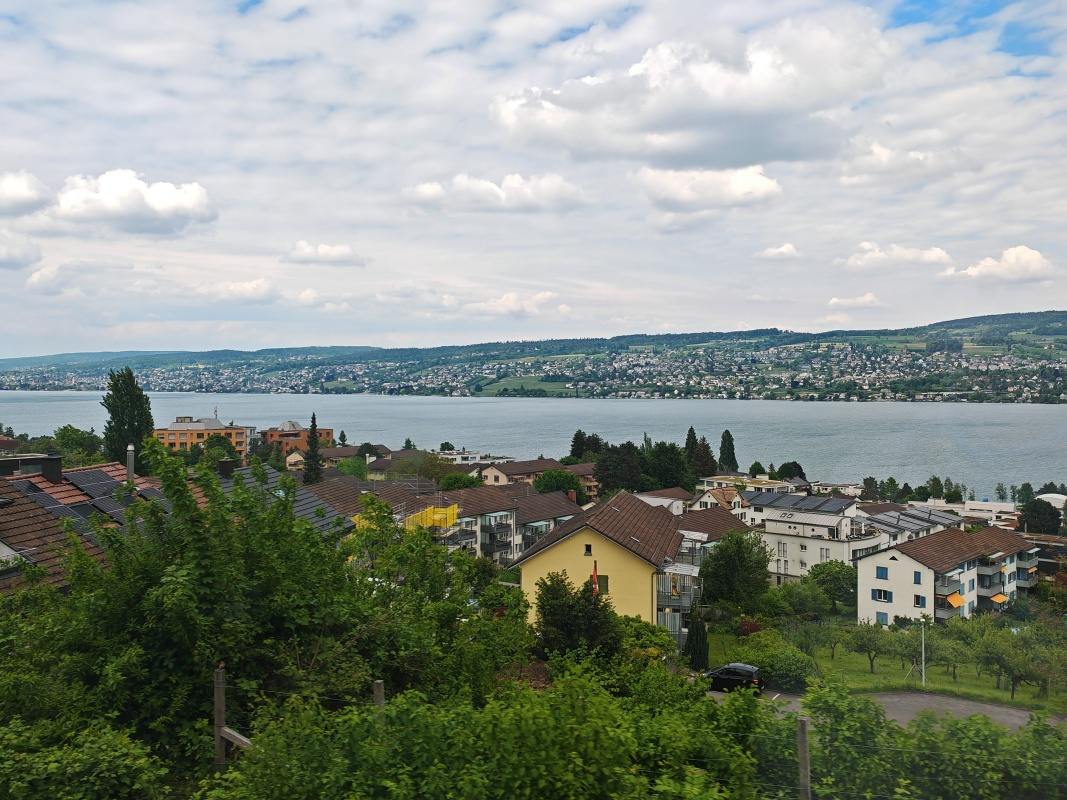 Zürišské jazero z vlaku