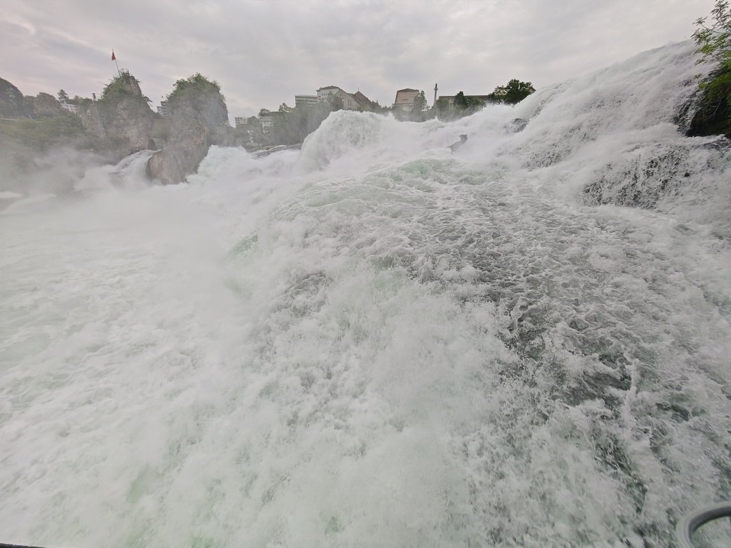 Rýnske vodopády - z terasy vyhliadky