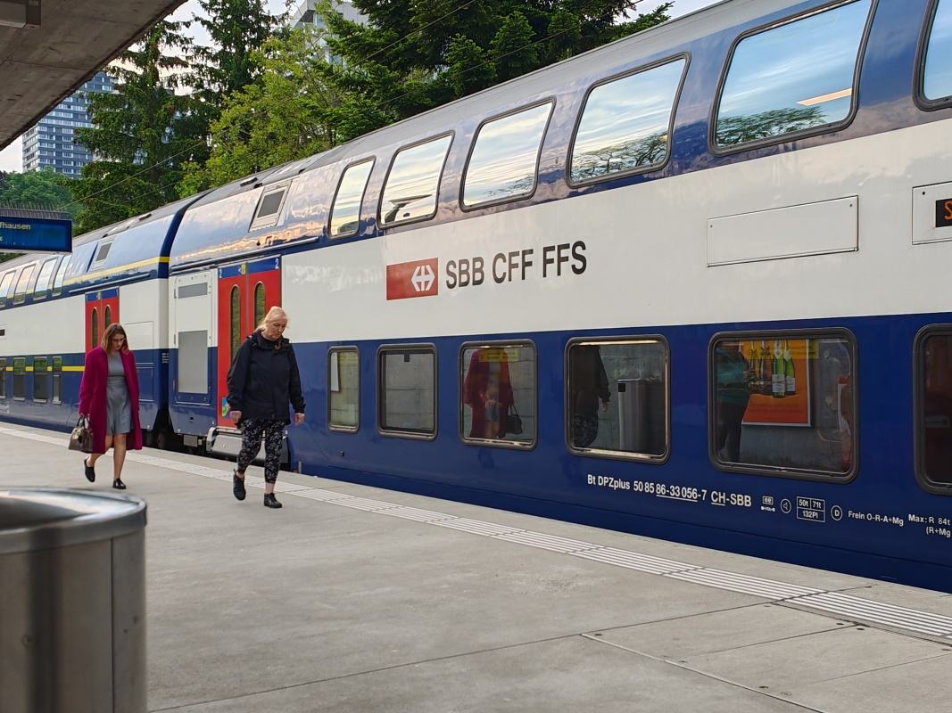 Tento ešte nie je náš - ide opačným smerom :)