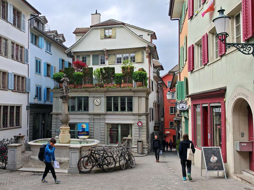 Renesančná fontána Napfbrunnen