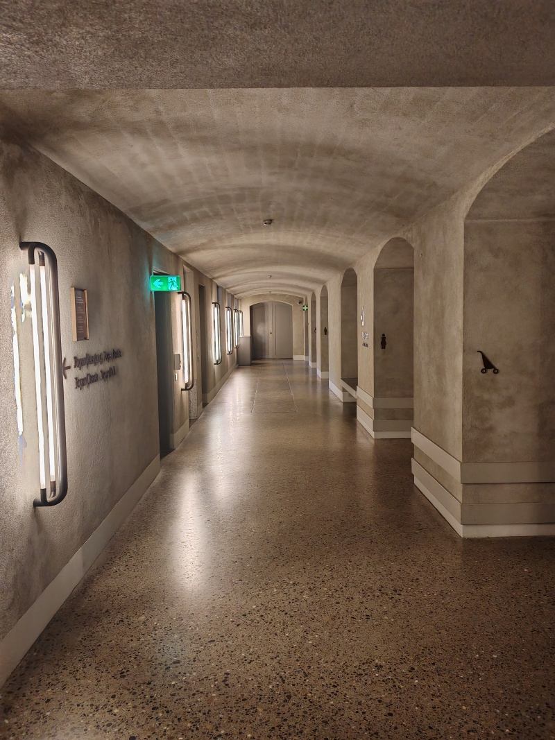 Landesmuseum - už chodba pri WC vyzerá skvelo