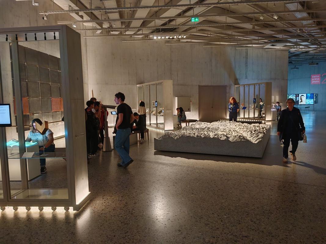 Landesmuseum - prvé výstavy v modernej prístavbe