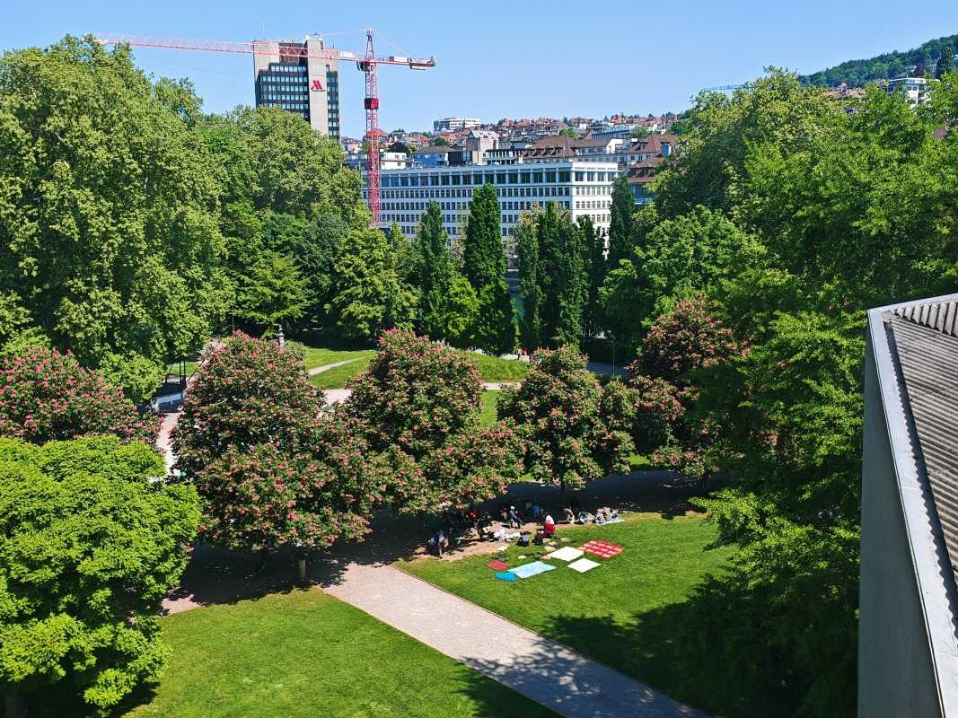 Landesmuseum - vo veži