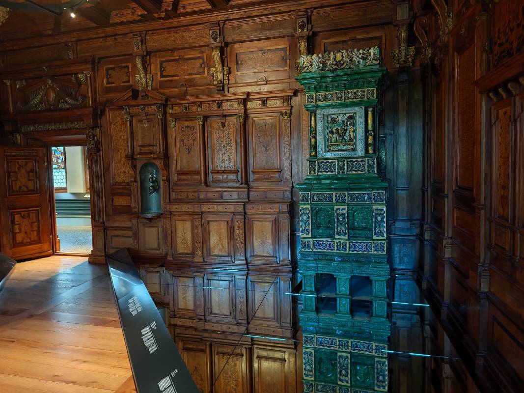 Landesmuseum - izba Pastelozzi, r.1585