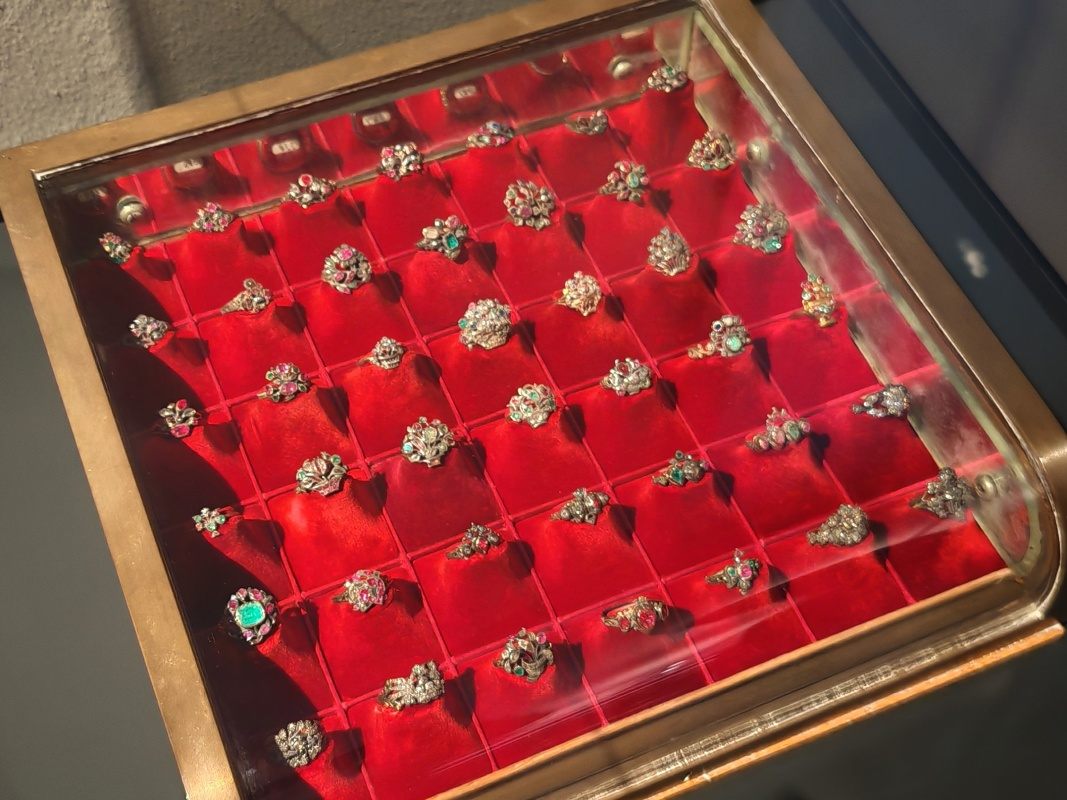 Landesmuseum - výstava v kostole